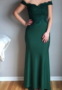 Full length long formal evening ball prom dress